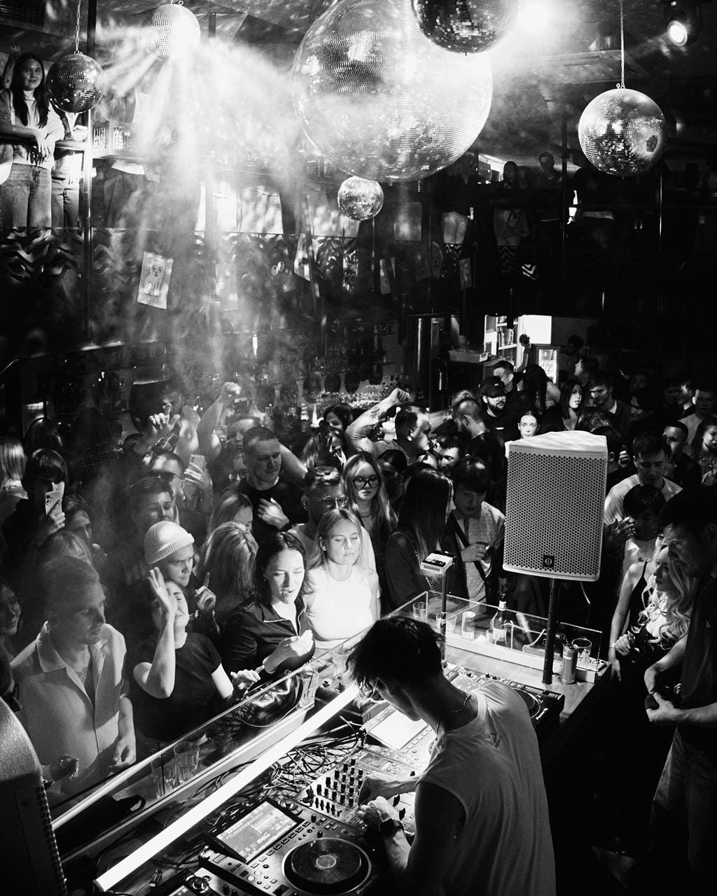 Найти своих и успокоиться: где тусят креативщики Уфы